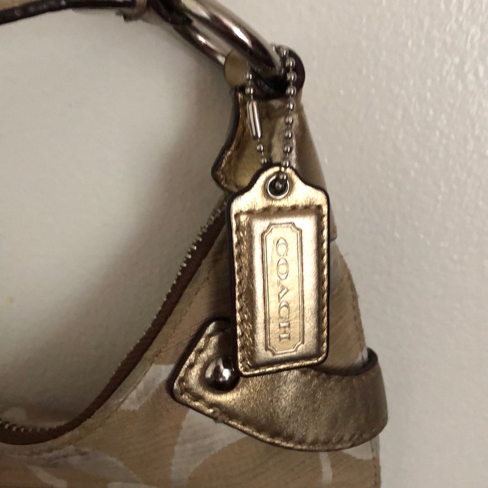 Coach Bag - Picture 4 of 6